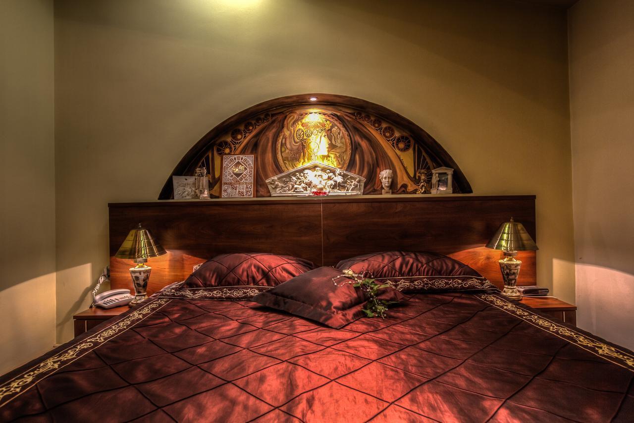 Hotel Roco Izvin Экстерьер фото