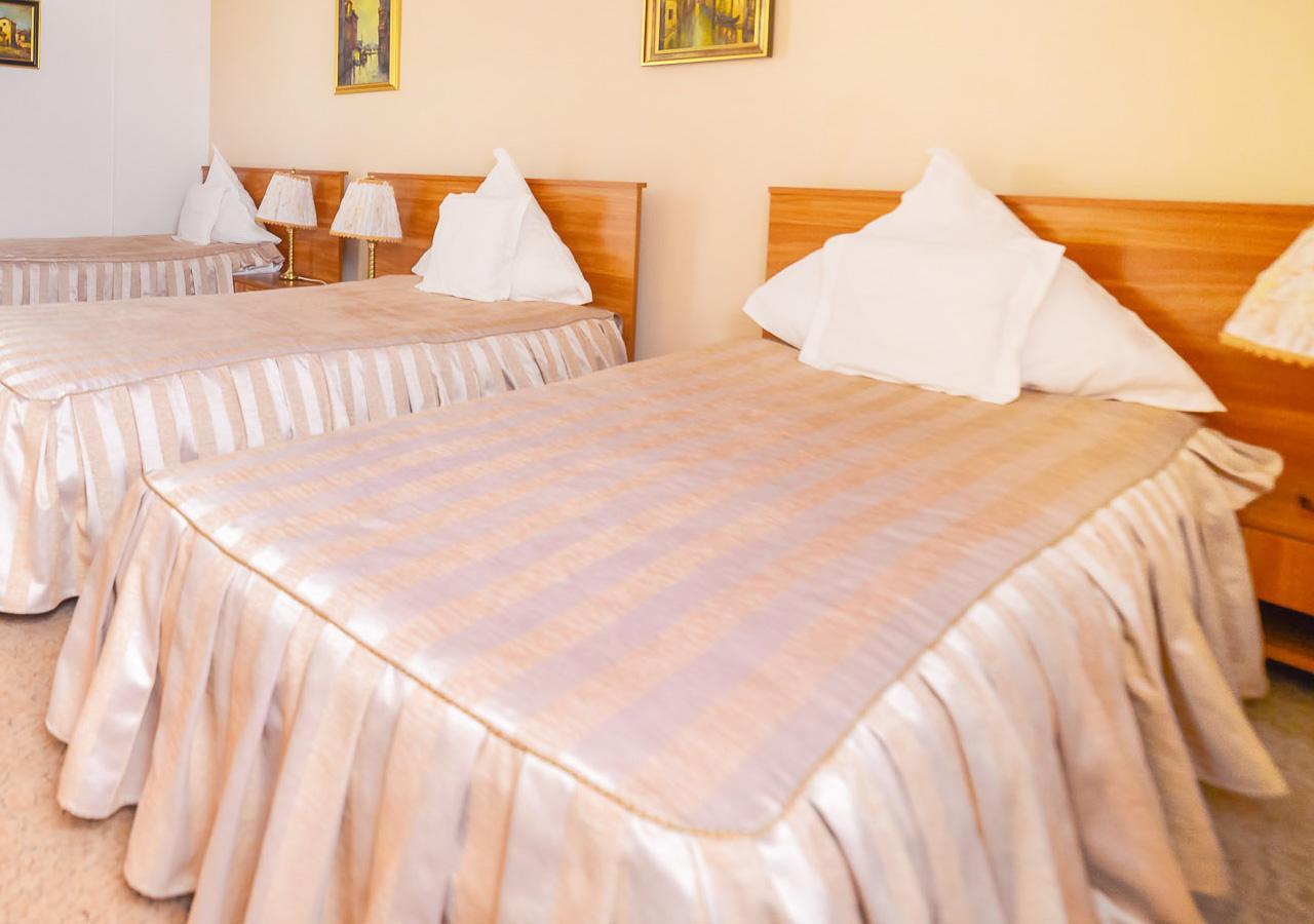 Hotel Roco Izvin Экстерьер фото