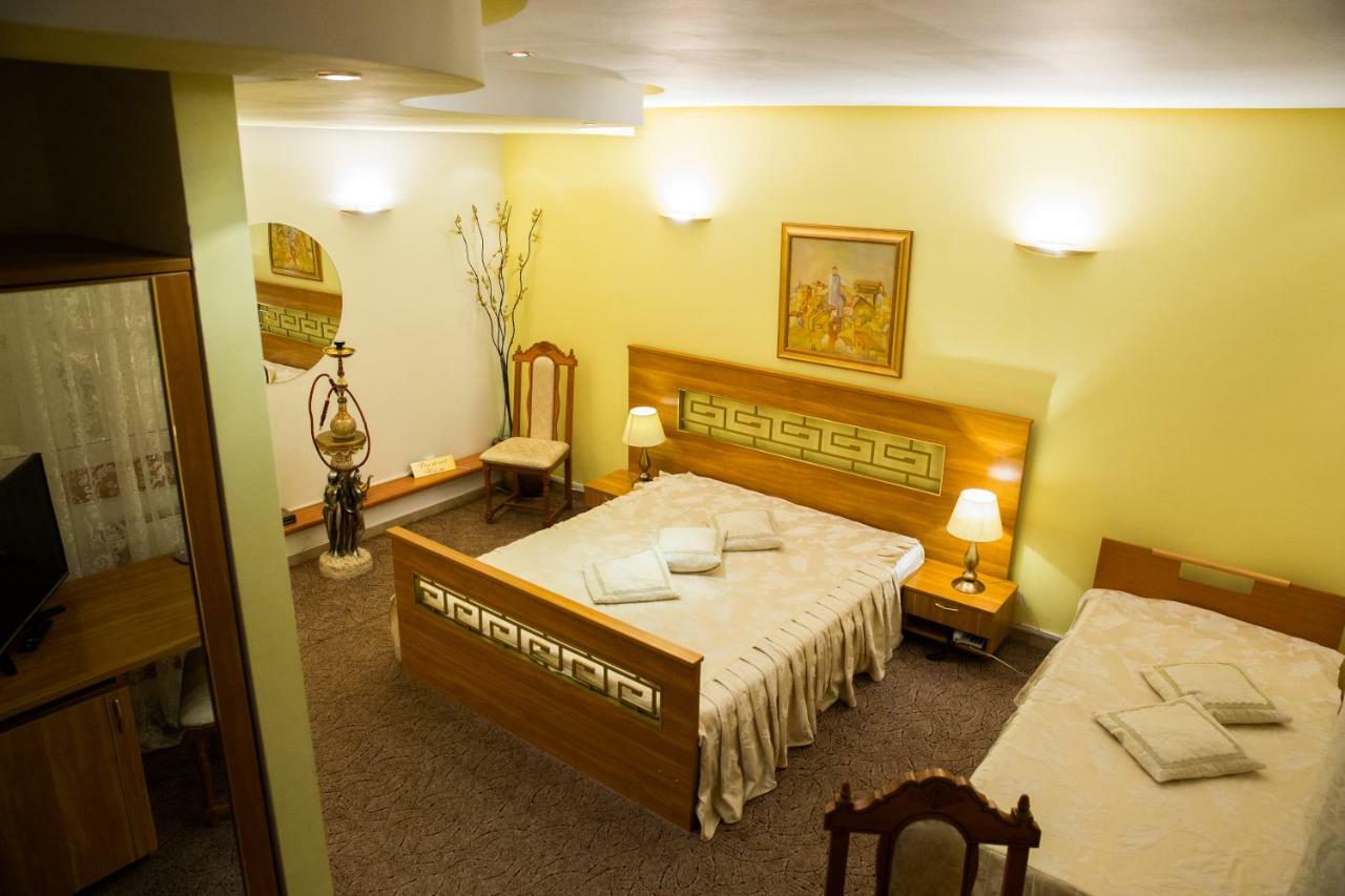 Hotel Roco Izvin Экстерьер фото