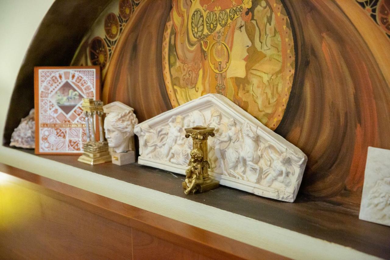 Hotel Roco Izvin Экстерьер фото
