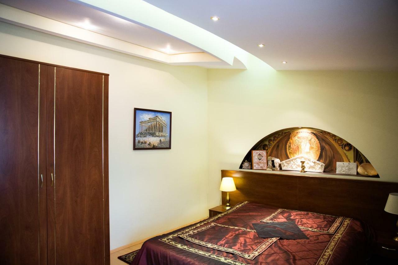 Hotel Roco Izvin Экстерьер фото